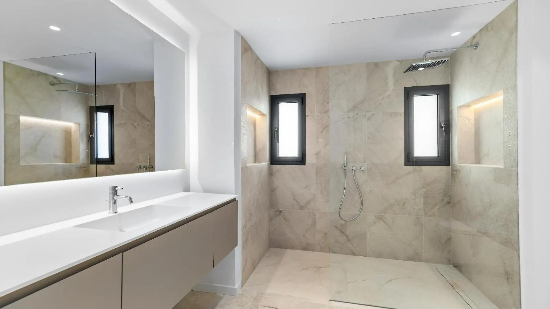 3Br - Pool, Sauna - What'App - 0034-604-103-768 - For Reservations! Daire Palma de Mallorca